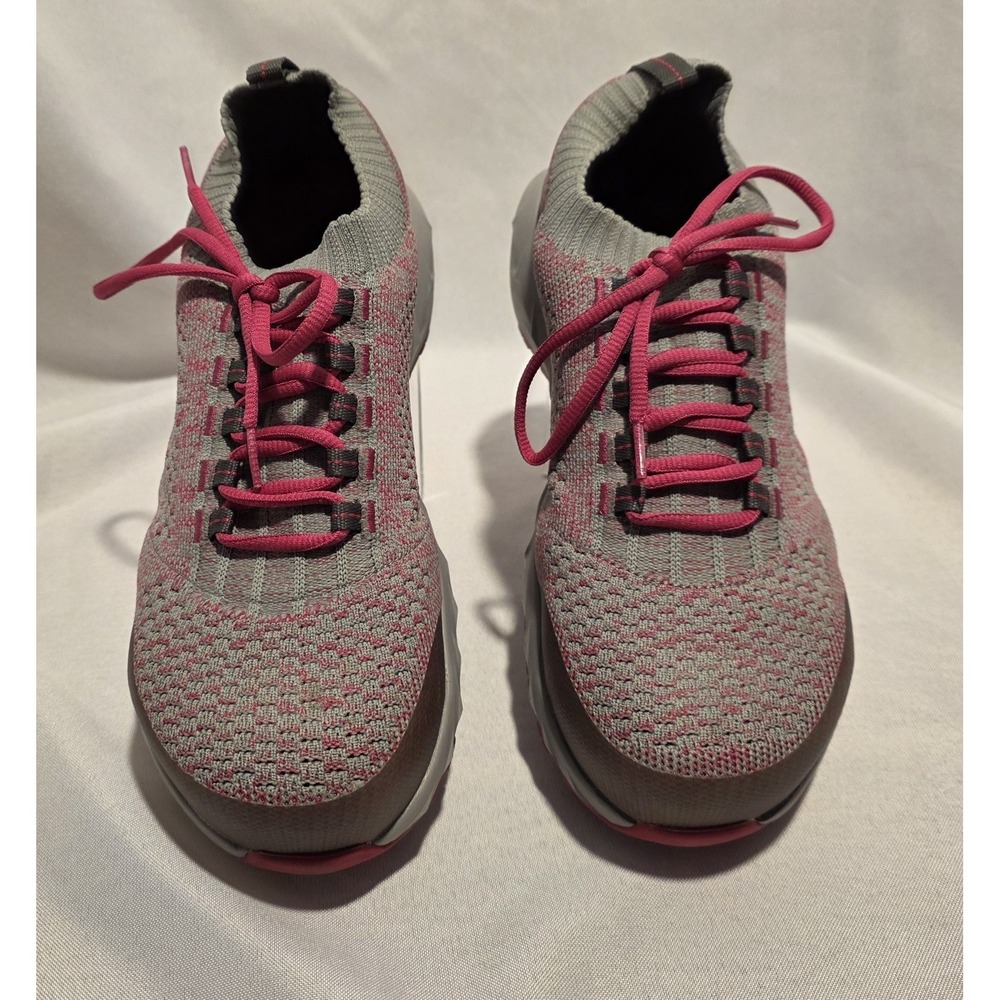 Rocky Women's Fuchsia & Ash Composite Toe Slip Resistant Shoe. NWOB. Size 10M